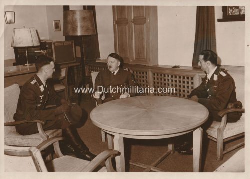 (Pressphoto) Erfolgreiche Jagdflieger beim Führer (1942)