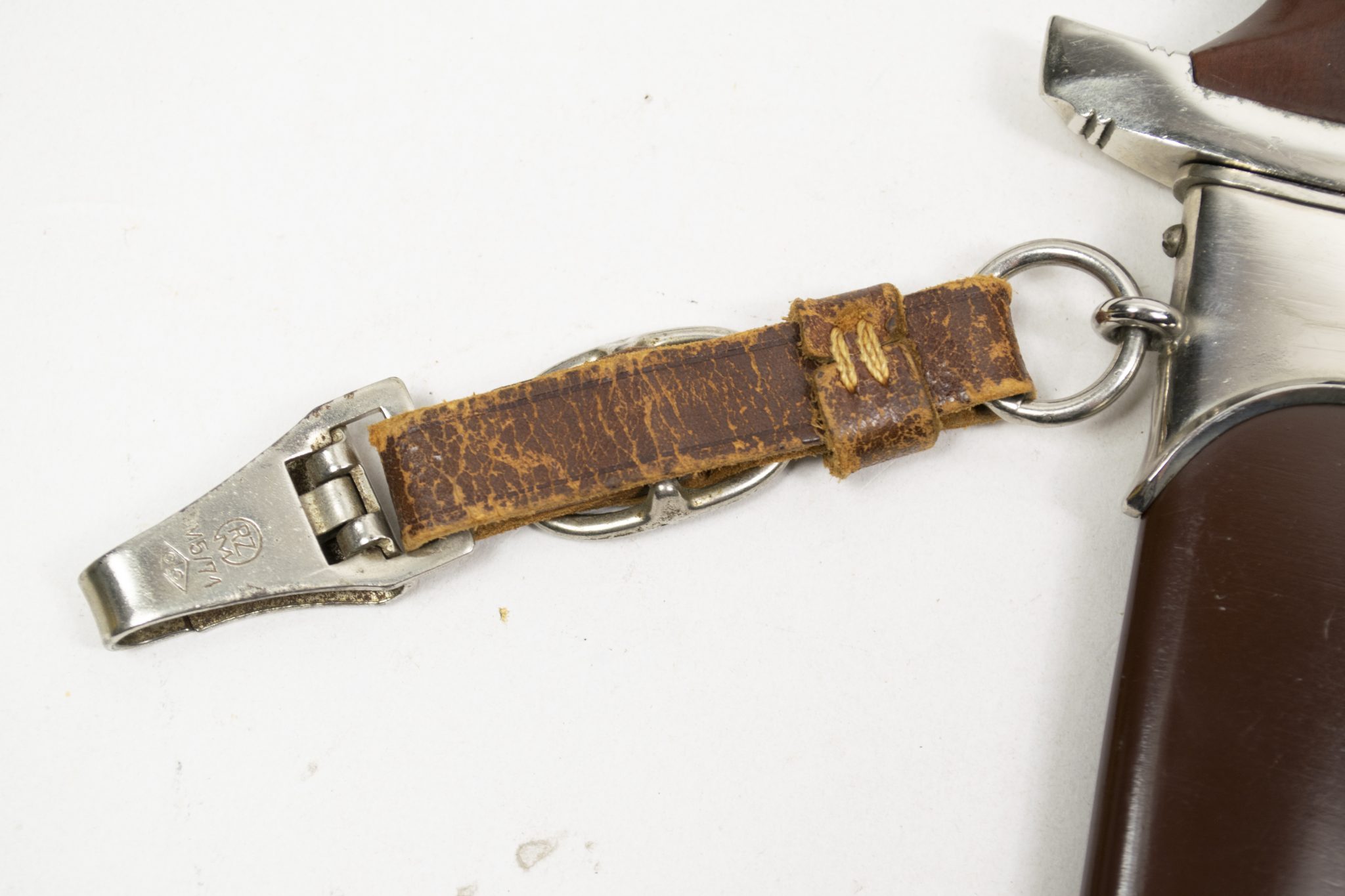 SA Dagger + hanger (by RMZ M7/12 Waffenfabrik Max Weyersberg from Solingen) - Image 33
