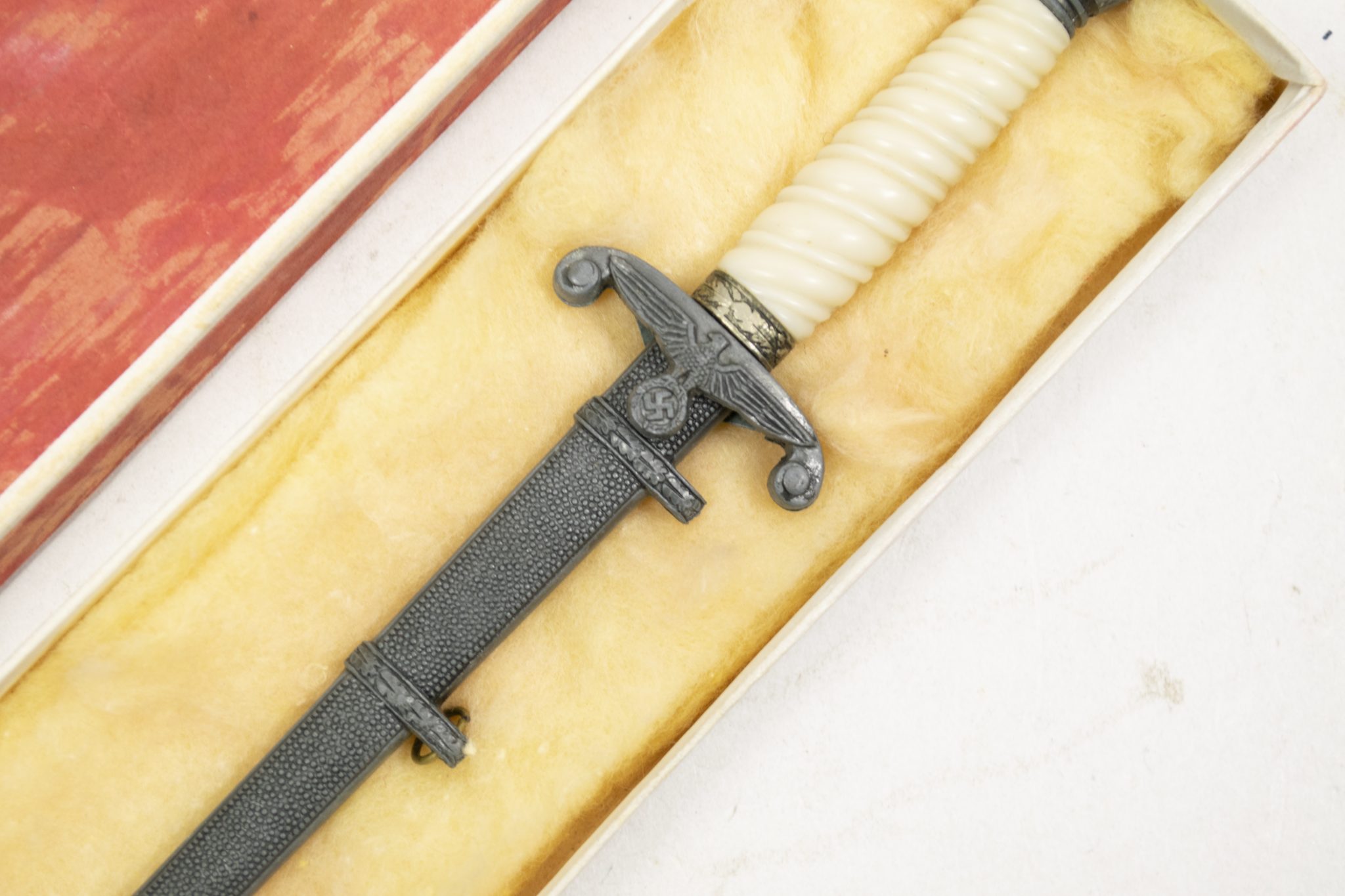 Wehrmacht (Heer) Miniature dagger / Letteropener in original box (by maker E.F. Hörster Solingen) - Image 10
