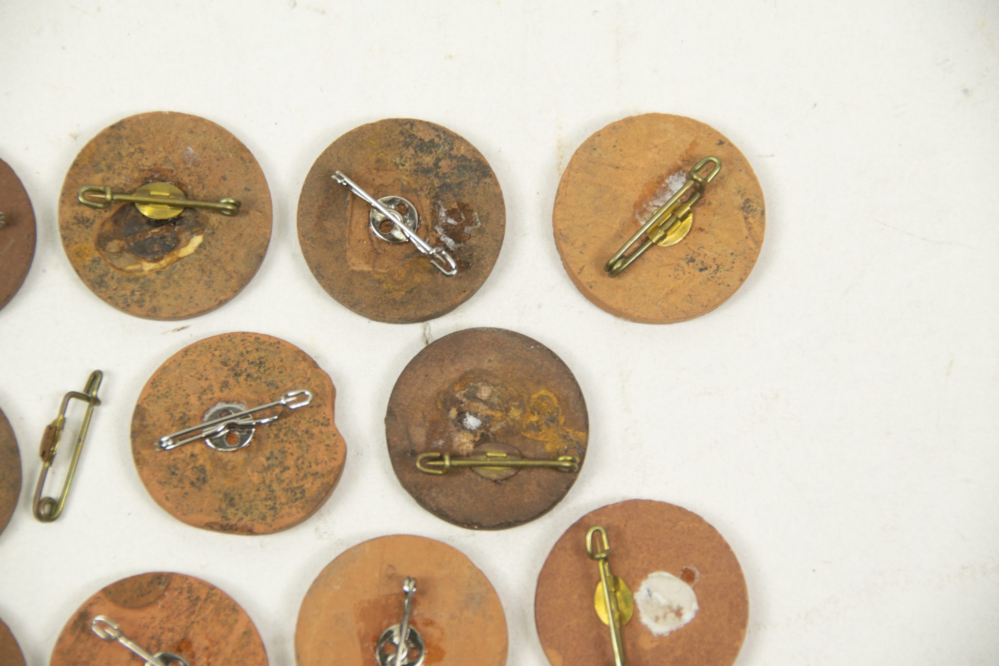 Winterhulp Nederland (WHN) - Raadhuizen (1942)