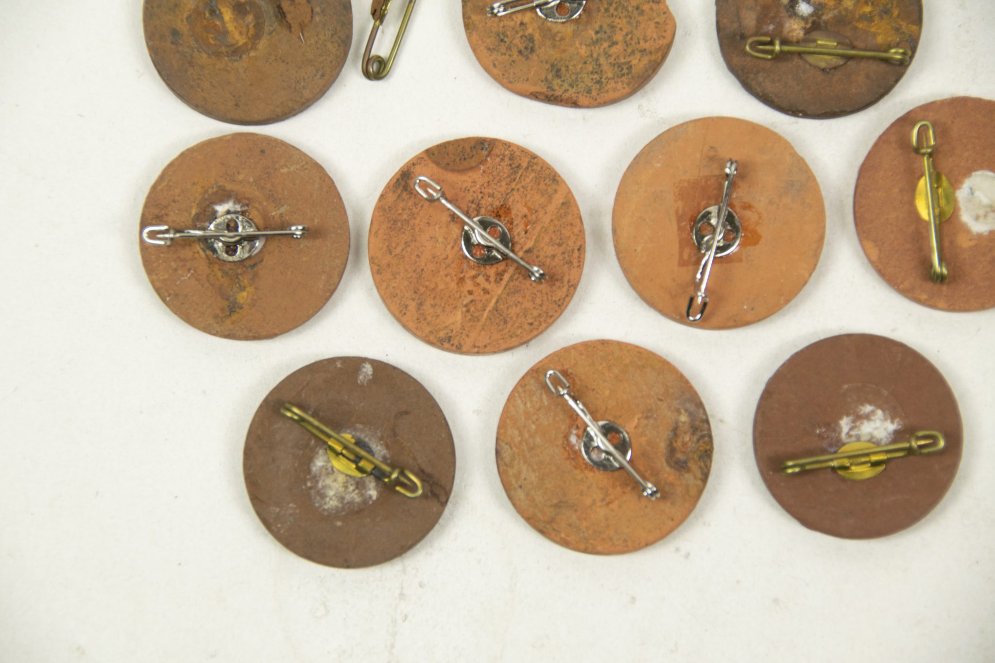 Winterhulp Nederland (WHN) - Raadhuizen (1942)