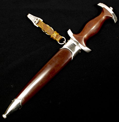 SA Dagger + hanger (by RMZ M712 Waffenfabrik Max Weyersberg from Solingen)