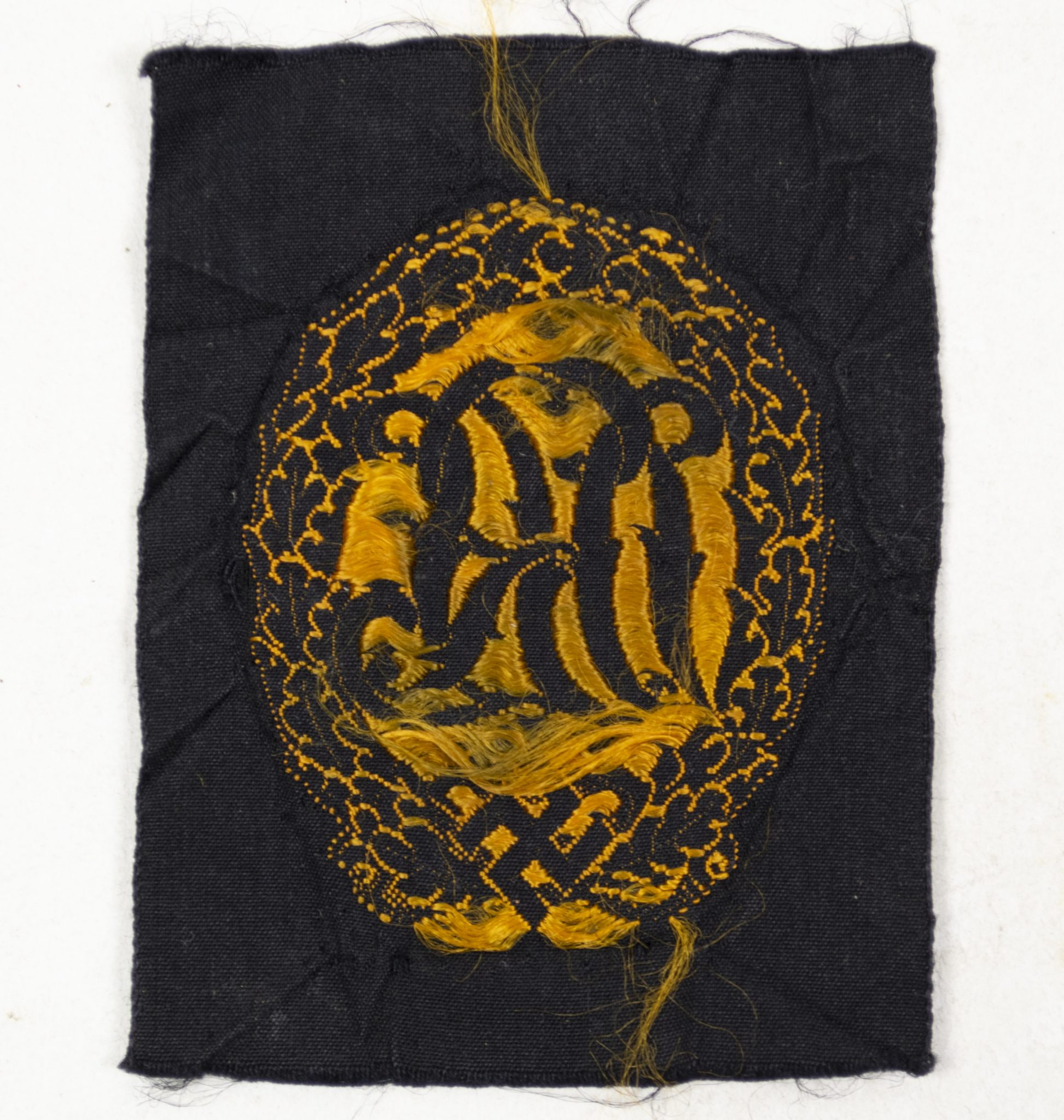 Deutsches Reichssportabzeichen (DRL) Cloth sportsbadge in bronze (2) Deutsches Reichssportabzeichen (DRL) Cloth sportsbadge in bronze