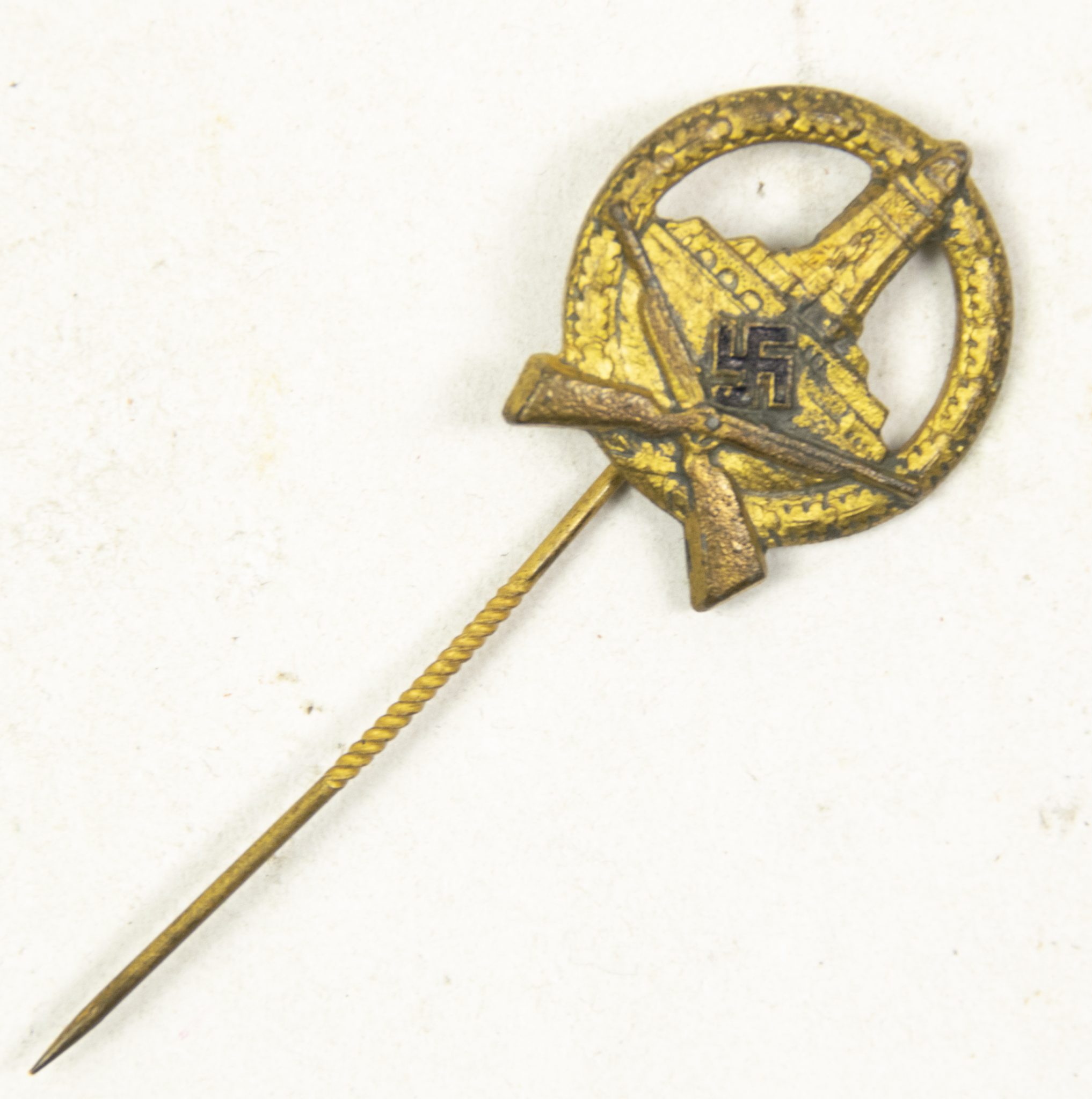 Deutscher Reichskriegerbund (DRK) Kyffhäuserbund shooting award in gold (3) Deutscher Reichskriegerbund (DRK) Kyffhäuserbund shooting award in gold