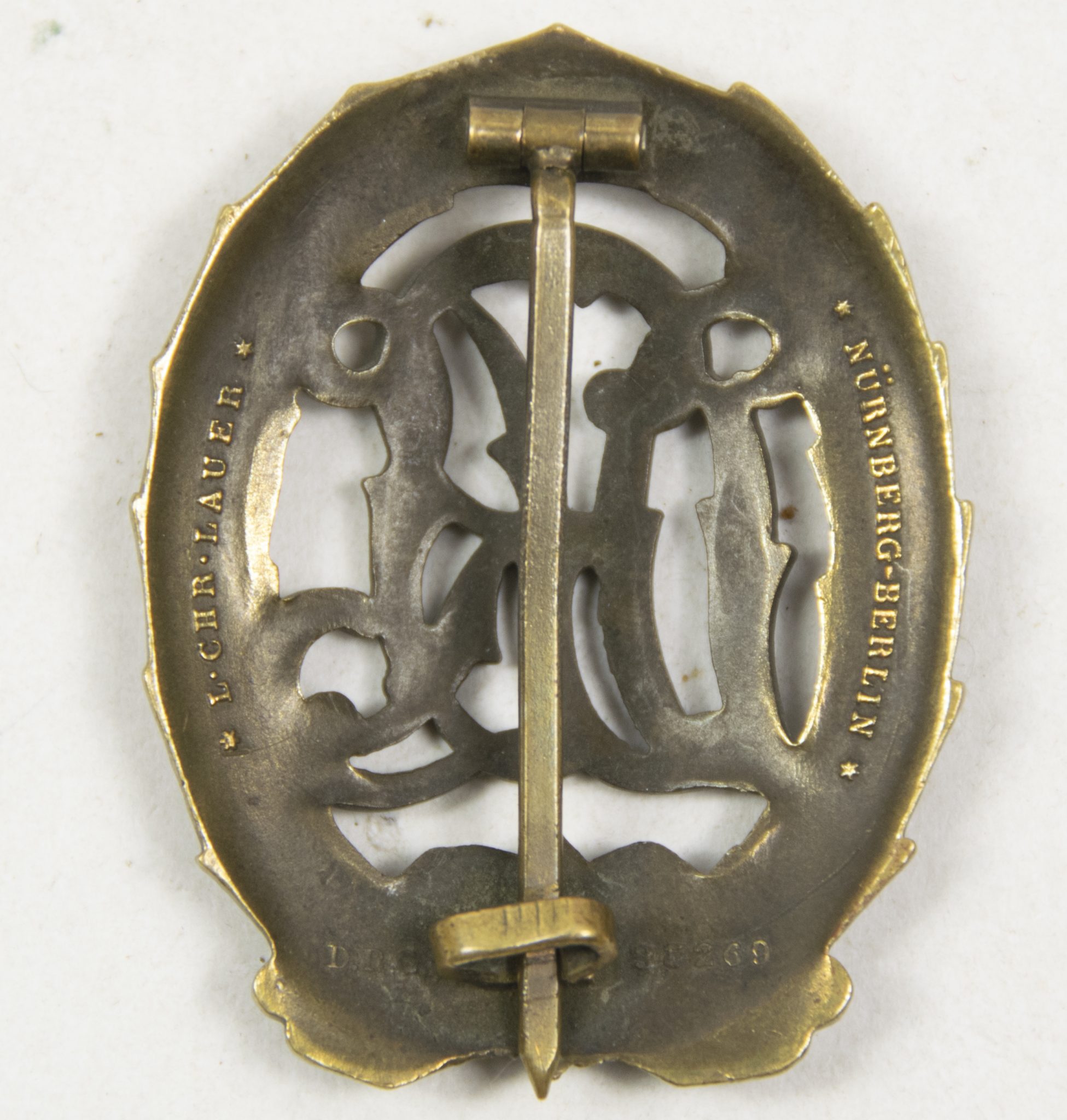 Deutsches Reichssportabzeichen (DRL) bronze – (Maker L. Chr. Lauer) (2) Deutsches Reichssportabzeichen (DRL) bronze – (Maker L. Chr. Lauer)