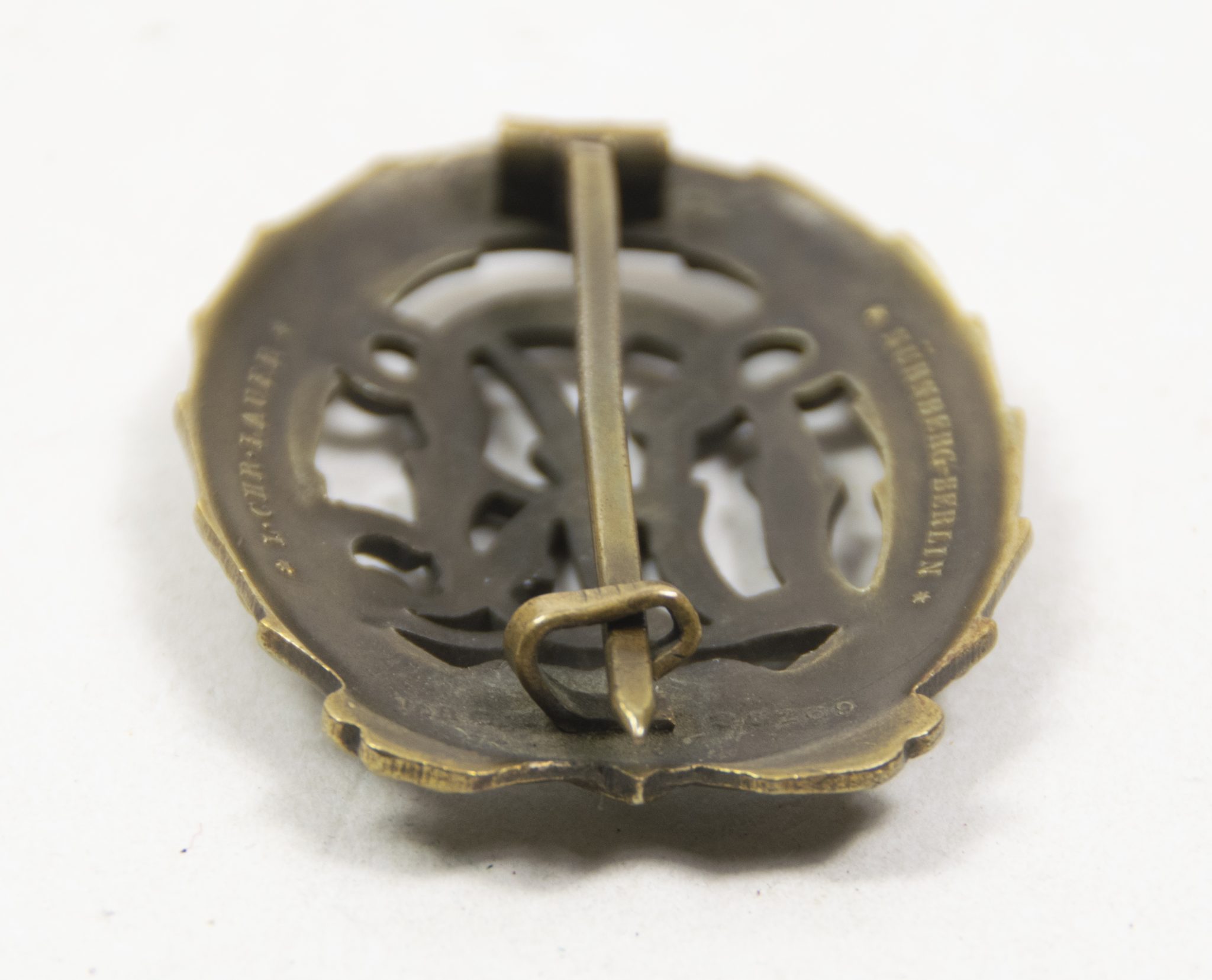 Deutsches Reichssportabzeichen (DRL) bronze – (Maker L. Chr. Lauer)