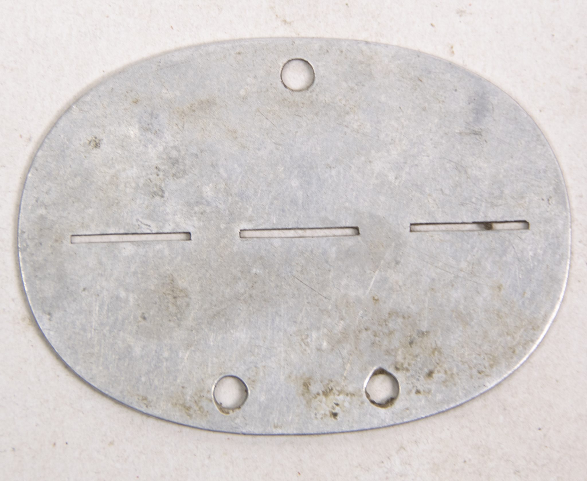 Erkennungsmarke (EKM) 4. MG. Ers. Kp. 327 (3) Erkennungsmarke (EKM) 4. MG. Ers. Kp. 327