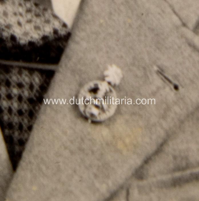 Kärntner Volksbund memberbadge + photo in wear (3) Kärntner Volksbund memberbadge + photo in wear