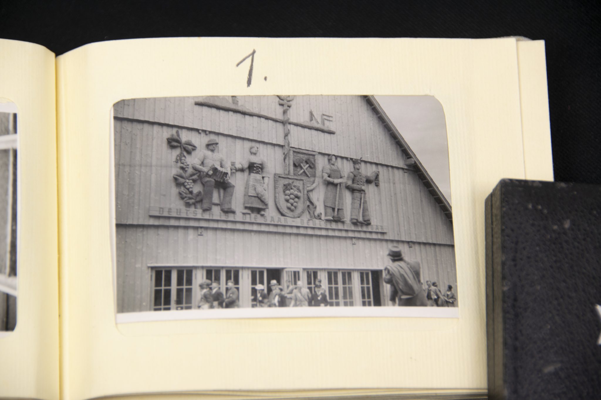 Kraft Dutch freude (KDF) Ship E.S. Robert Ley souvenir photoalbum - Image 23