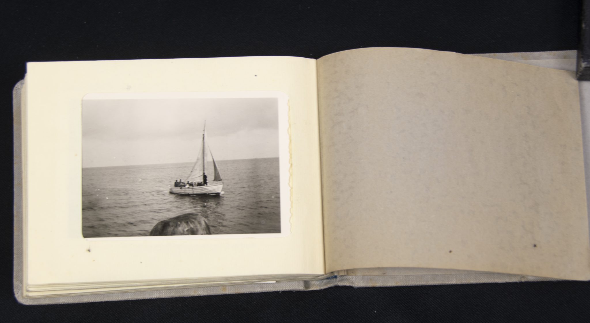 Kraft Dutch freude (KDF) Ship E.S. Robert Ley souvenir photoalbum - Image 39