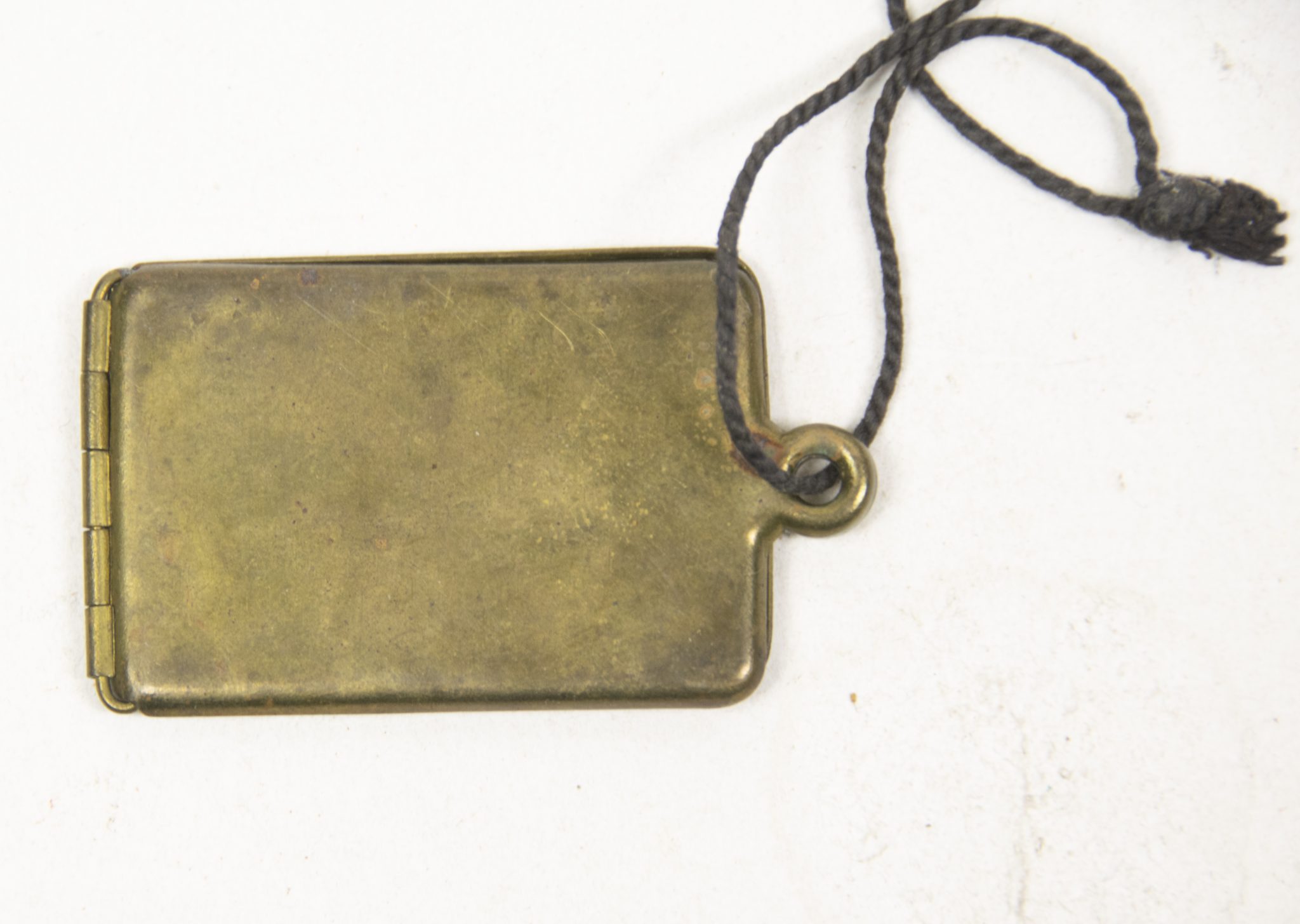 Legitimationskapsel für k.u.k. (kaiserlich und königlich) Soldaten Austrian Erkennungsmarke (1896) Legitimationskapsel für k.u.k. (kaiserlich und königlich) Soldaten Austrian Erkennungsmarke (1895)