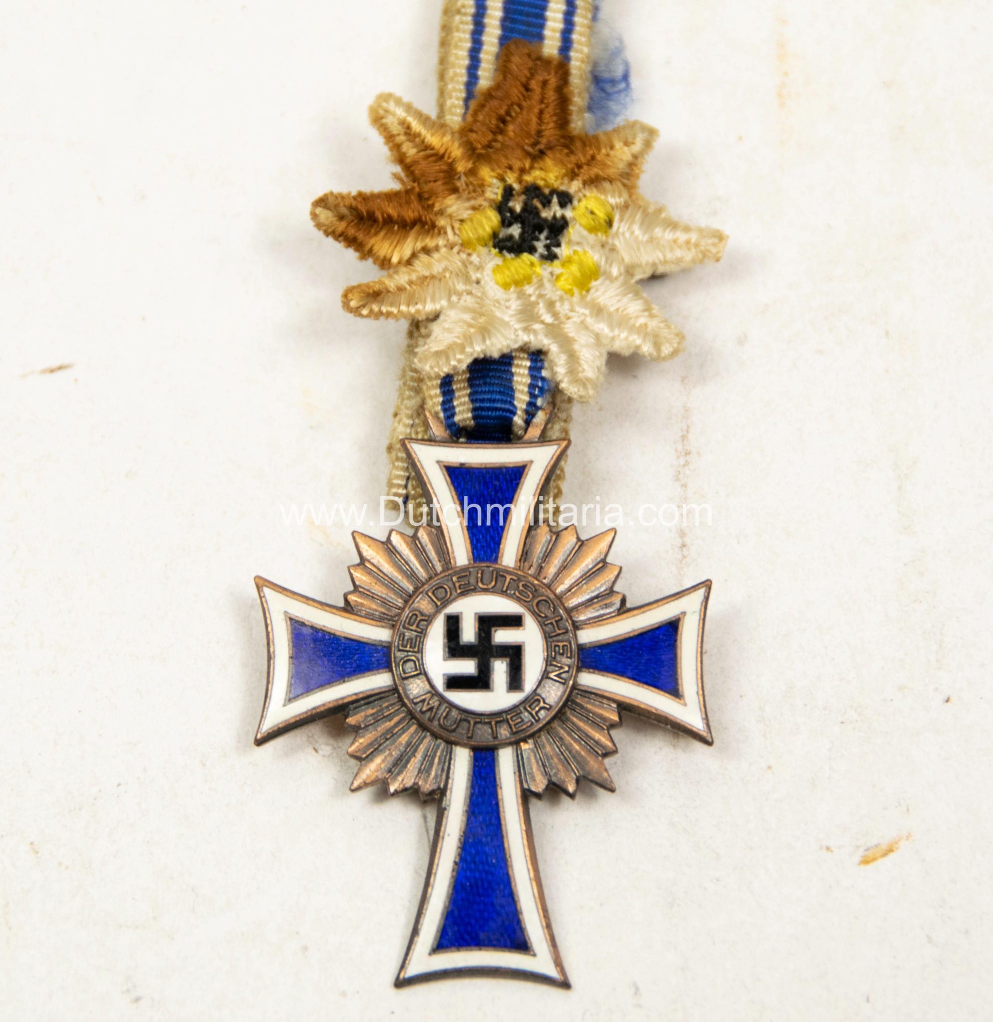 Mutterkreuz bronze mit Tragephoto / Motherscross bronze with photo in wear - Image 15