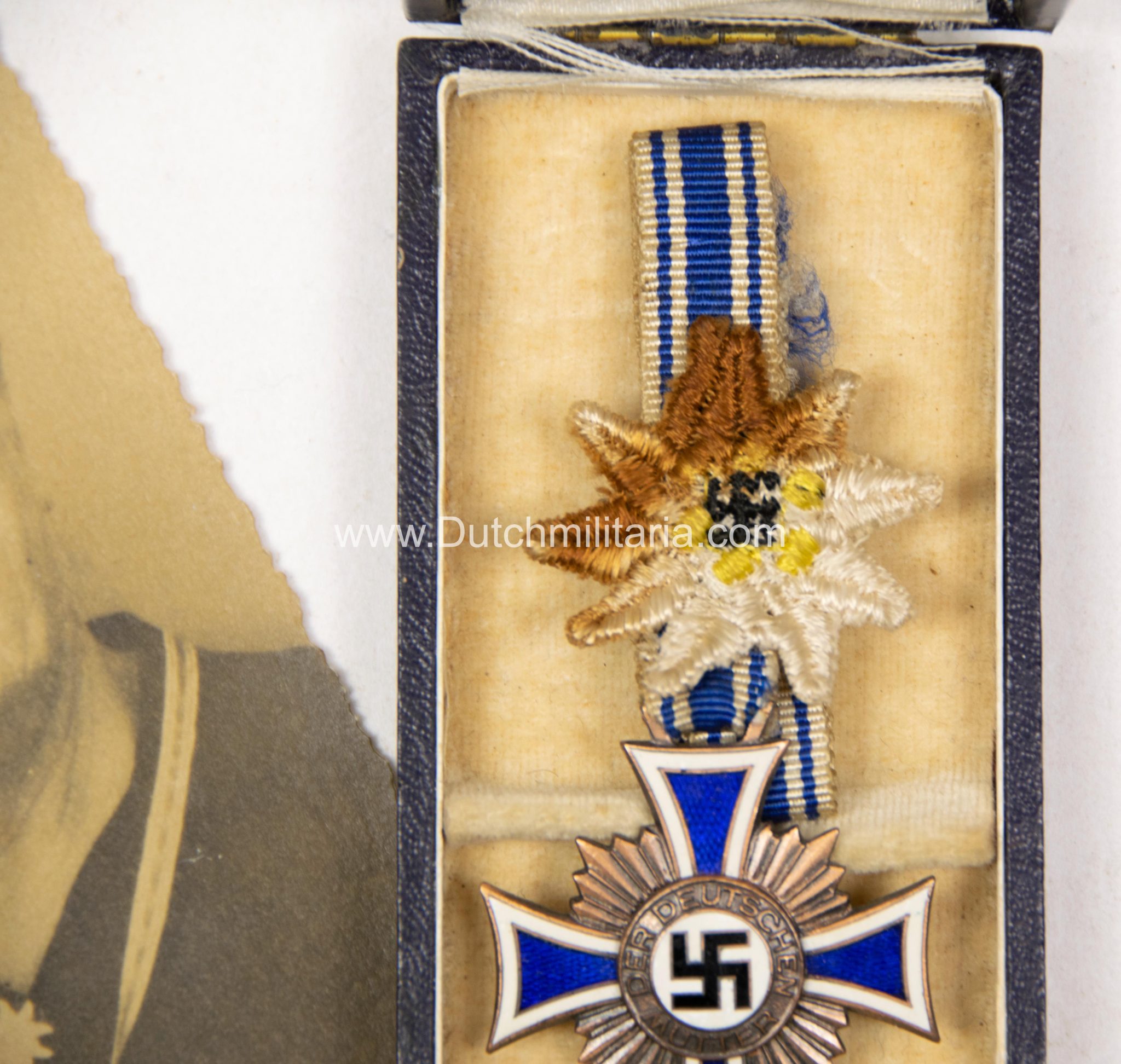 Mutterkreuz bronze mit Tragephoto / Motherscross bronze with photo in wear - Image 5