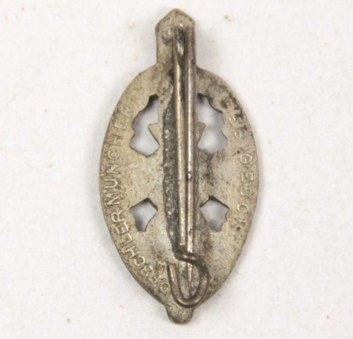 National Sozialistische Kriegsopferversorgung (NSKOV) memberbadge (Maker Deschler)