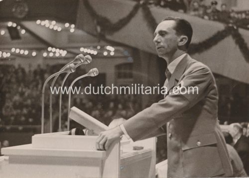 (Pressphoto) Dr. Goebbels sprach im berliner Sportpalast (1938)