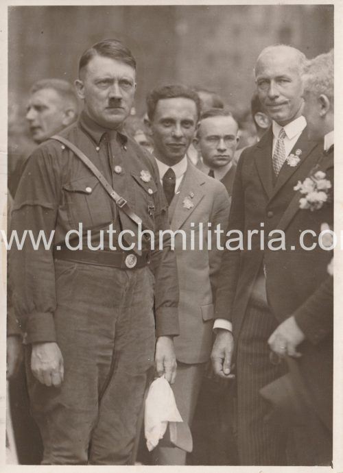 (Pressphoto) Hitler with Goebbrels and Gottfried Feder