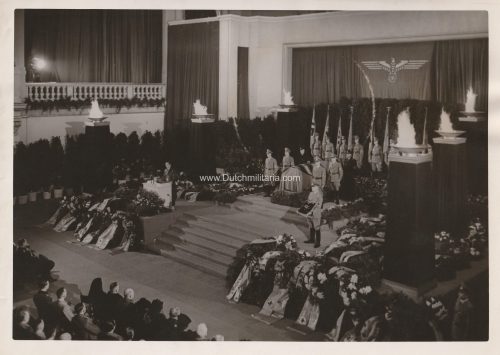 (Pressphoto) NSDAP state funeral Goebbels speaking