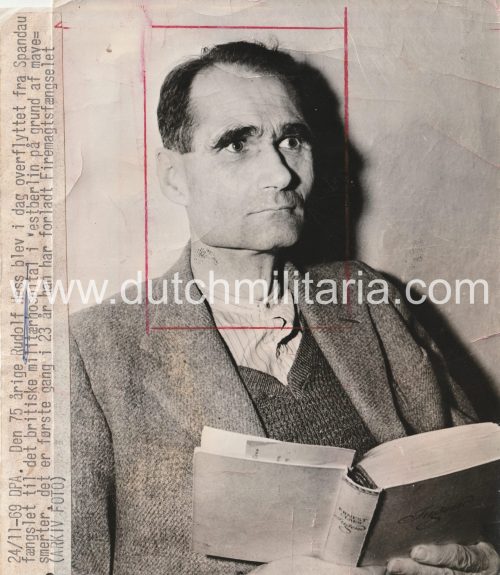 (Pressphoto) Rudolf Hess in Spandau Prison