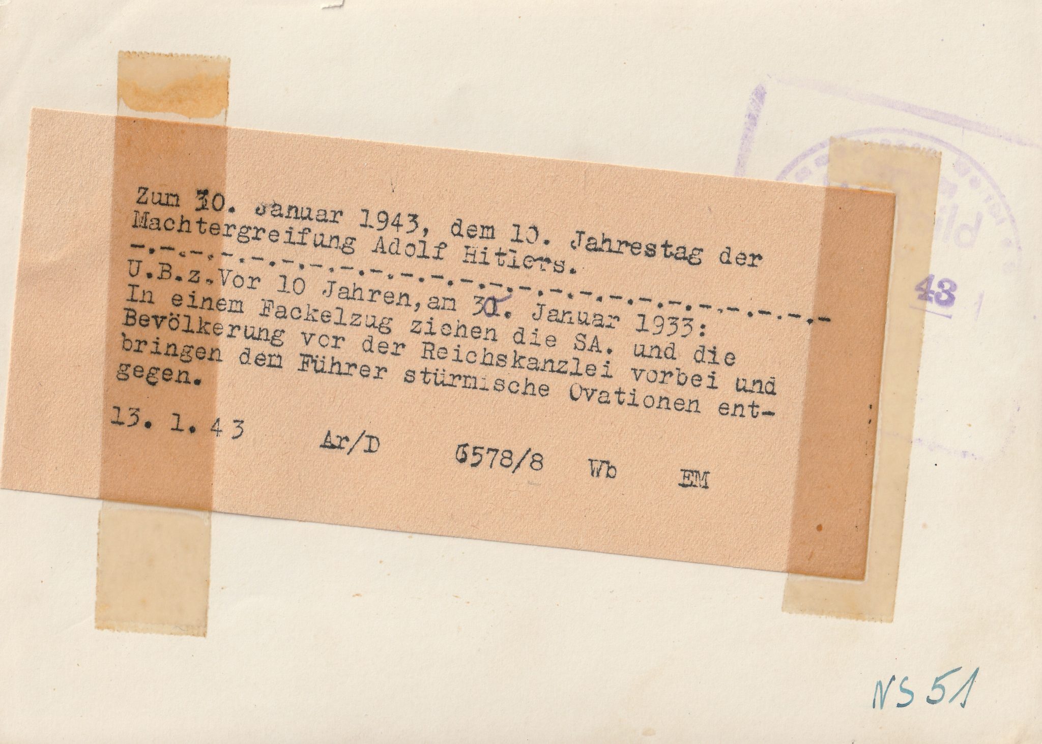 The size is approximately 18 x 13 centimeters. (2) The size is approximately 18 x 13 centimeters.