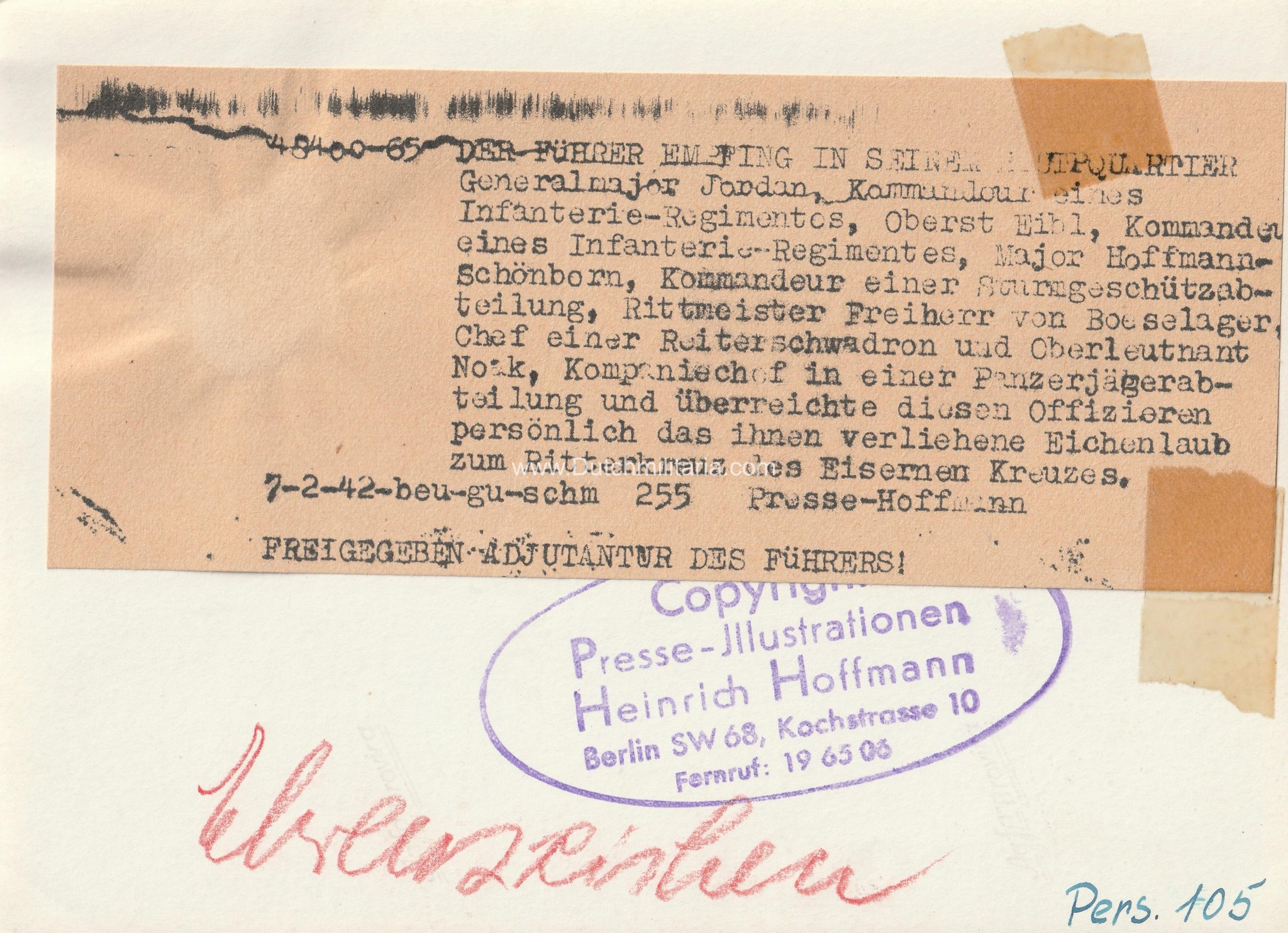 The size is approximatly 18 x 13 centimeters (2) The size is approximatly 18 x 13 centimeters