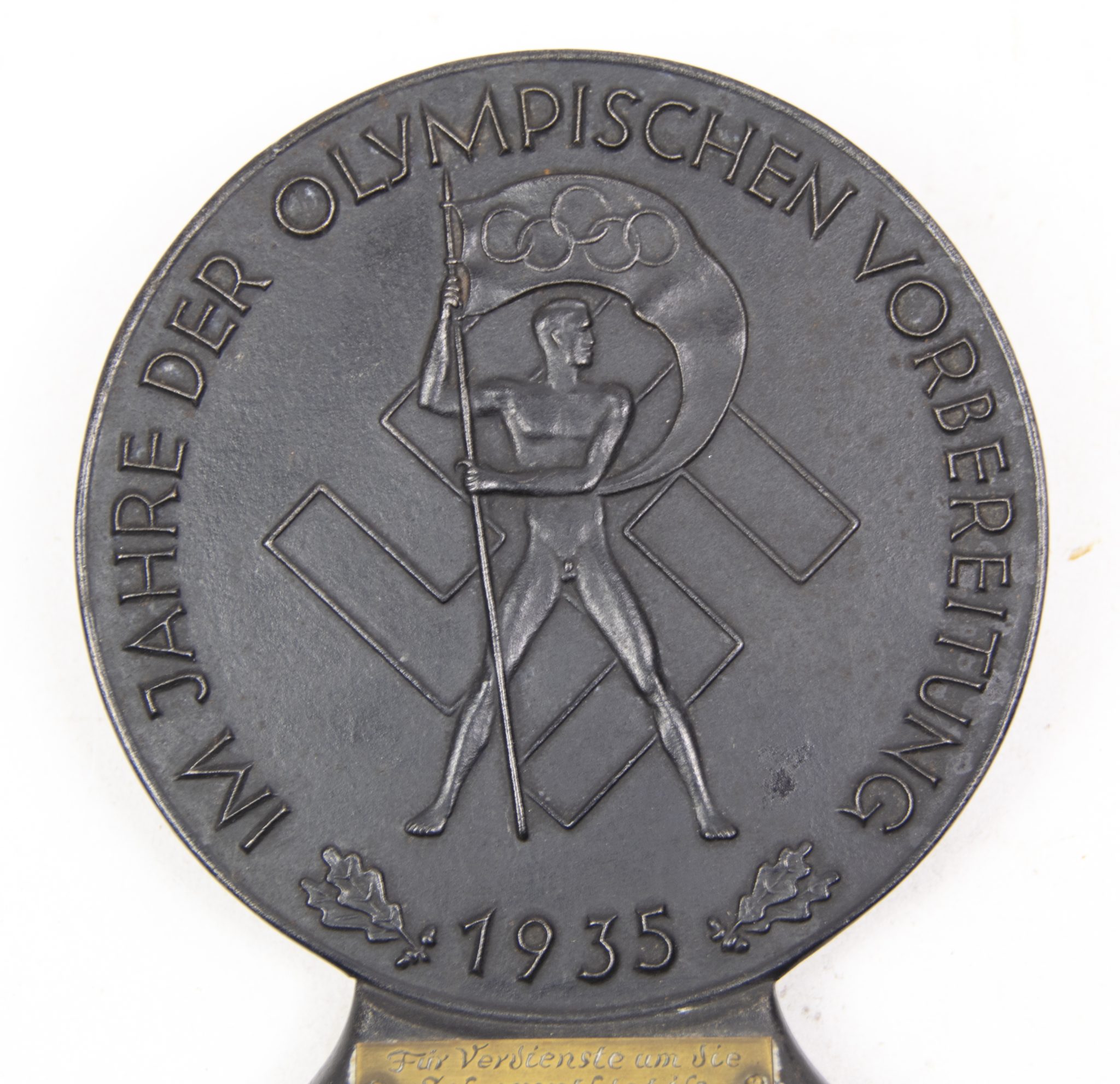 Im jahre der Olympischen Vorbereitung 1935 table statue (2) Im jahre der Olympischen Vorbereitung 1935 table statue