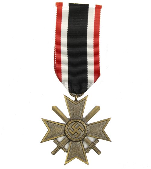 Kriegsverdienstkreuz (KVK) mit Schwerter War Merit Cross with swords