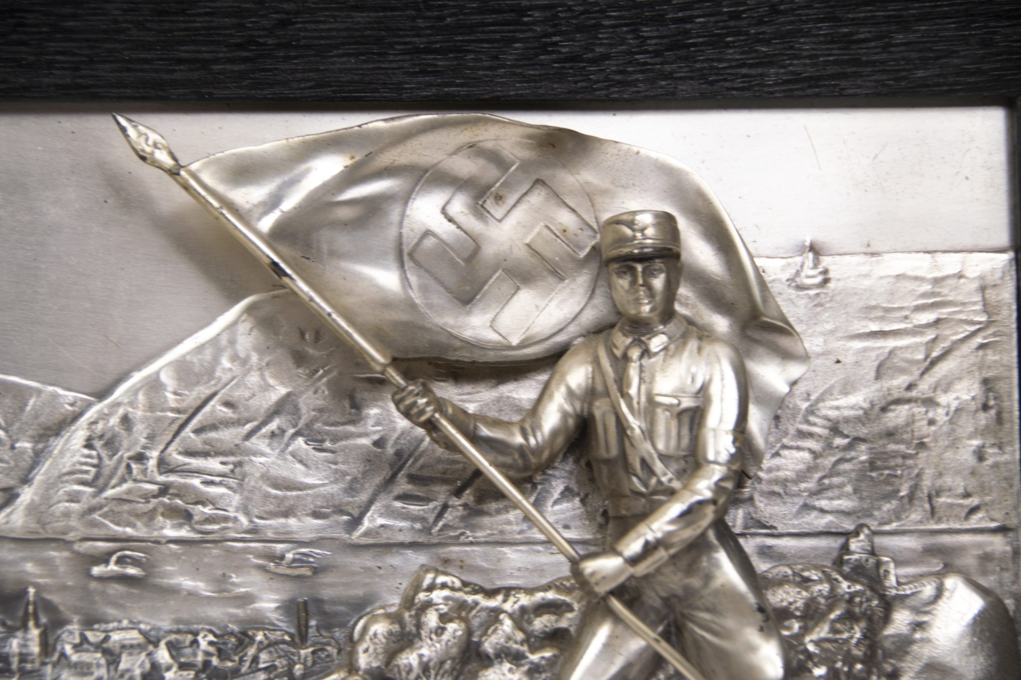 Large N.S.D.A.P Ortsgruppe Atzbach 1940 plaque Der Rhein ist Deutschlands Strom - Nicht Deutschlands Grenze (49x33 cm) - Very Rare