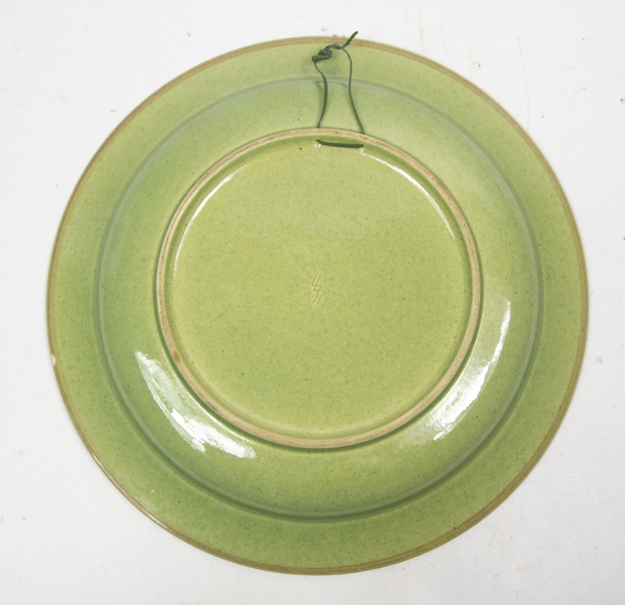 (Plate) SS Allach Großer Keramikteller mit germanischen Motiven (9) (Plate) SS Allach Großer Keramikteller mit germanischen Motiven