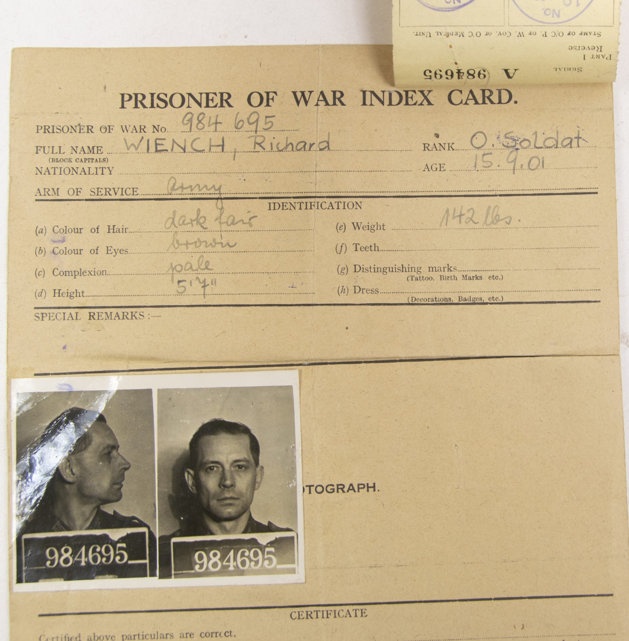 Prisoner of War Index Card + two passphoto’s (19)