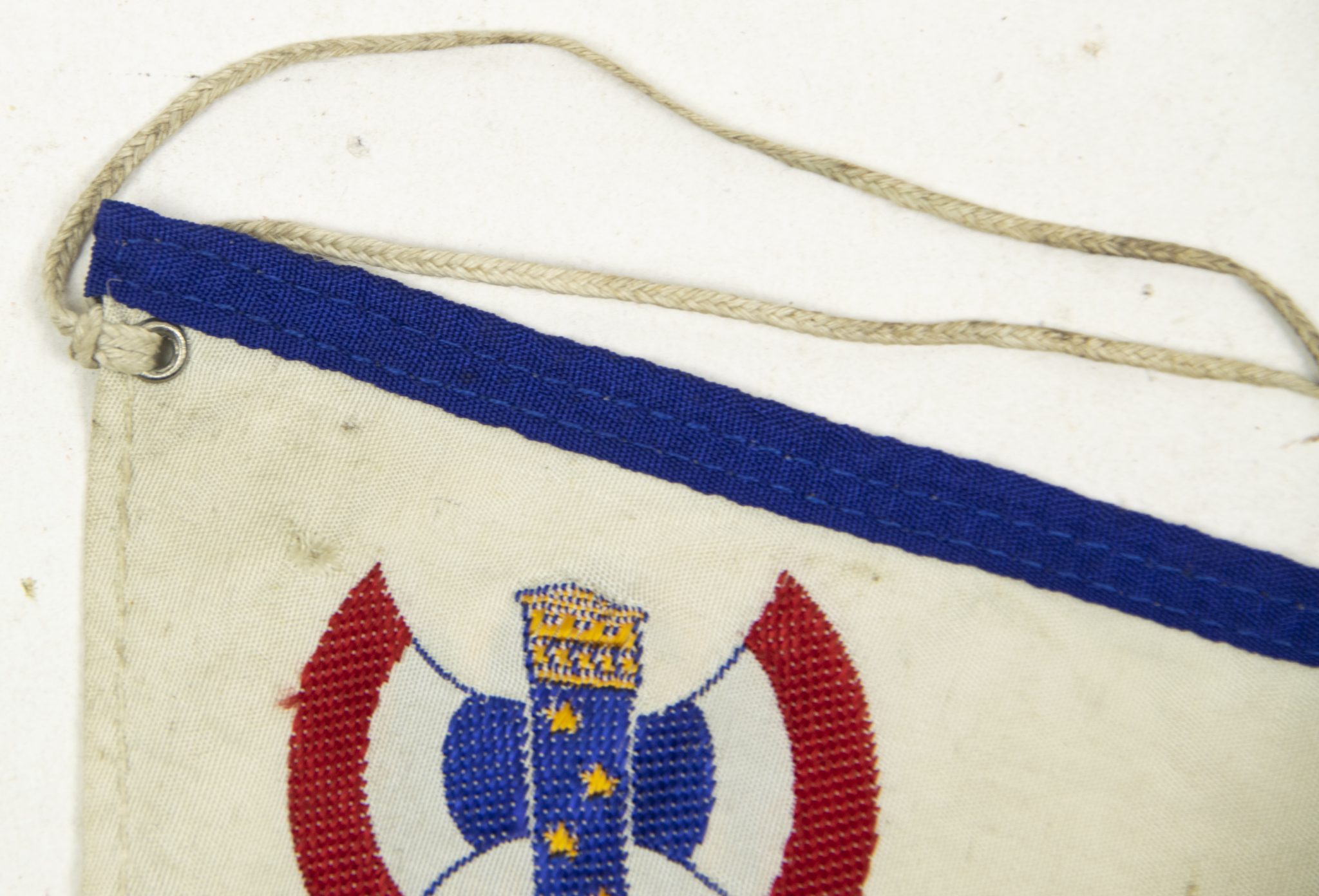 (Vichy France) Small pennant (17×11 cm) (3) (Vichy France) Small pennant (17x11 cm)