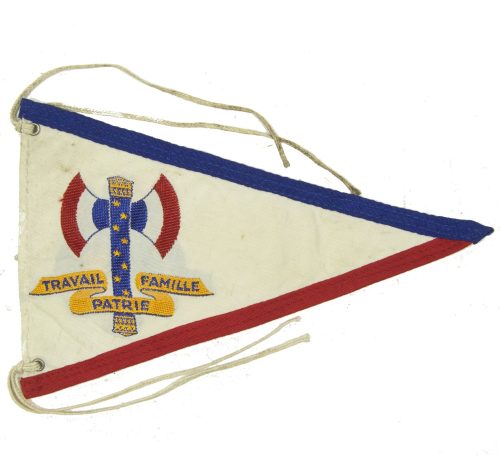(Vichy France) Small pennant (17x11 cm)