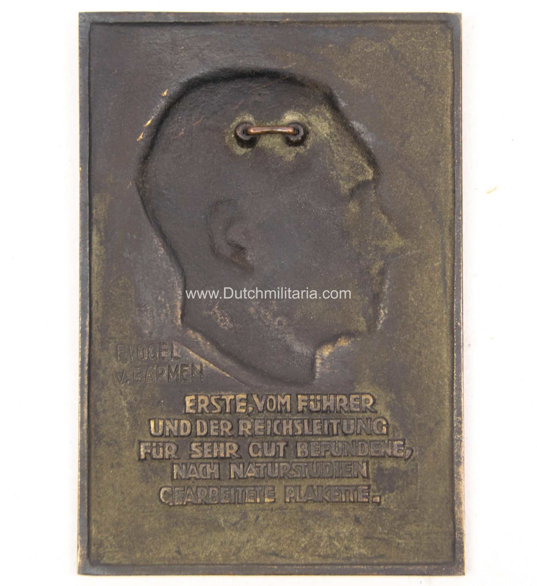Adolf-Hitler-plaque-case-Ehrenpreis-der-Stadt-Darmstadt-Reichsoffene-Wettkampfe-fur-Hitlerjugend-und-Jungmannen-9.-Juni-1940