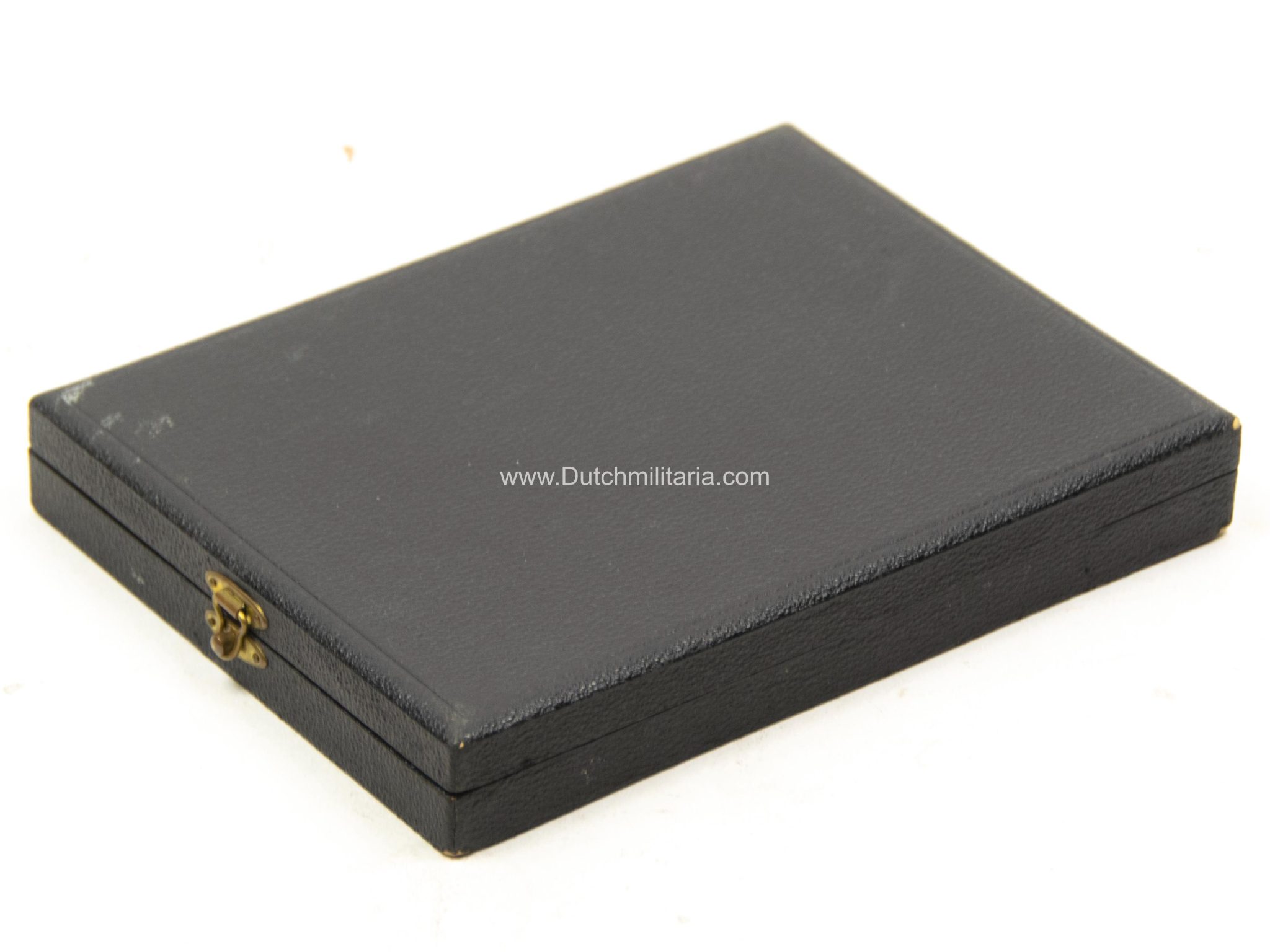 Adolf-Hitler-plaque-case-Ehrenpreis-der-Stadt-Darmstadt-Reichsoffene-Wettkampfe-fur-Hitlerjugend-und-Jungmannen-9.-Juni-1940