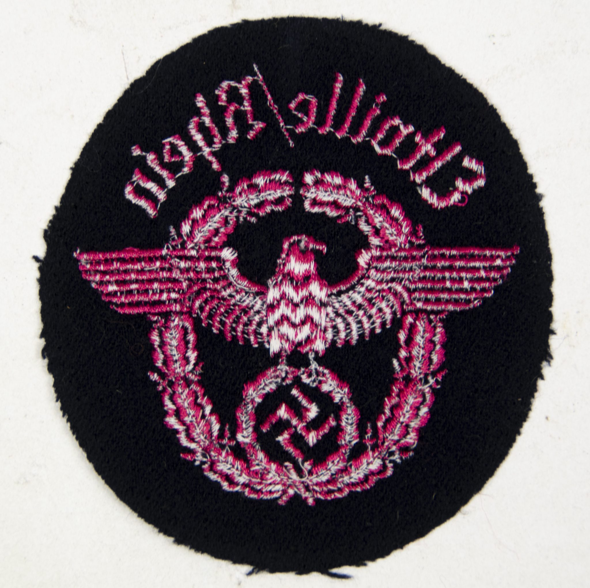 Ärmelabzeichen der Feuerlöschpolizei von EltvilleRhein (2) Ärmelabzeichen der Feuerlöschpolizei von EltvilleRhein