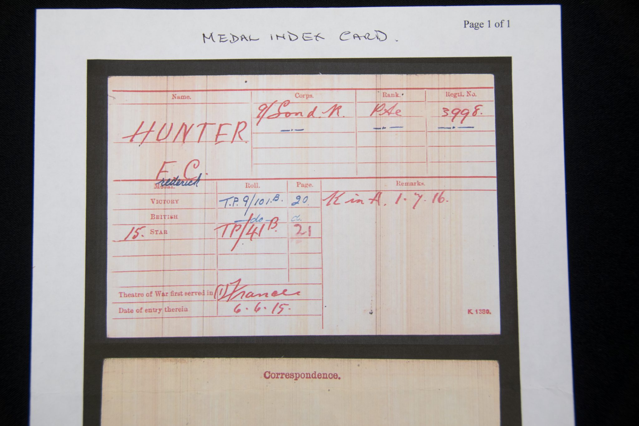 (British Army) First Day of the Somme 1 July 1916 - Memorial plaque of Rifleman Frederick Charles Hunter, 3998, 1st9th Bn., London Regiment