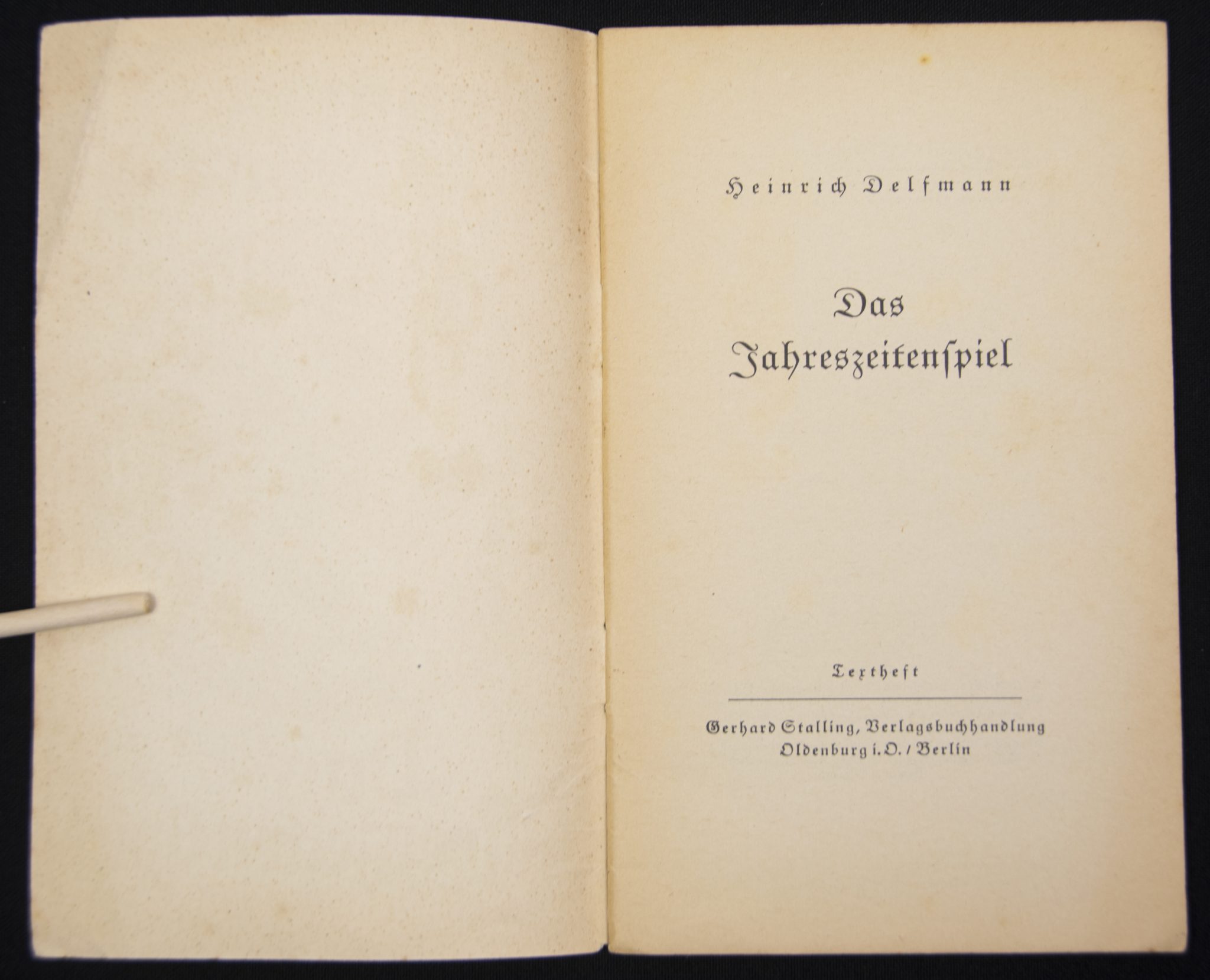 (Brochure) Heinrich Delfmann – Das Jahreszeiten Spiel (Gebietsführer der Hitlerjugend Lühr hogrefe zu eigen) (2) (Brochure) Heinrich Delfmann - Das Jahreszeiten Spiel (Gebietsführer der Hitlerjugend Lühr hogrefe zu eigen)