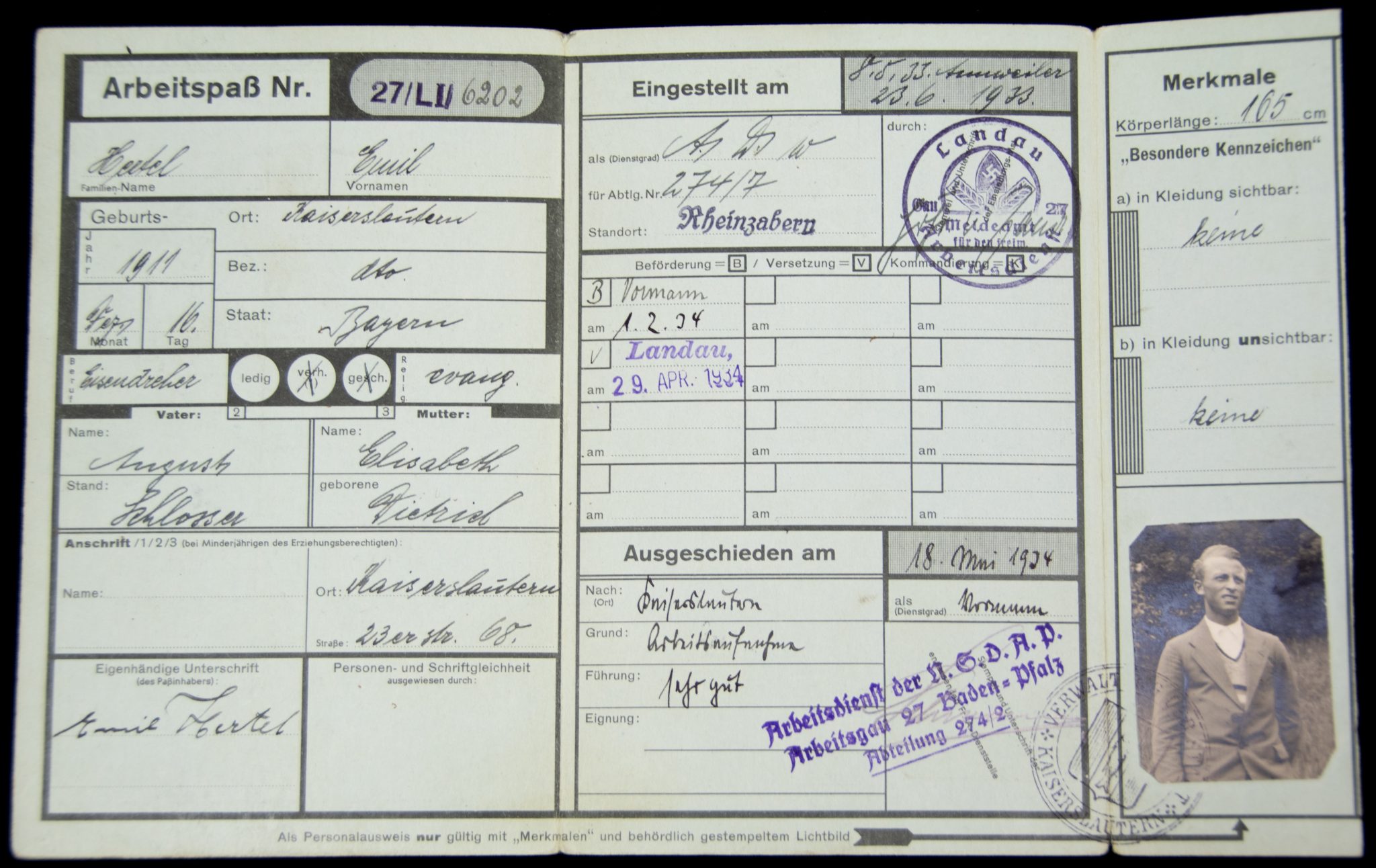Freiwilliger Arbeitsdienst (FAD) Arbeitspass + passphoto (2) Freiwilliger Arbeitsdienst (FAD) Arbeitspass + passphoto