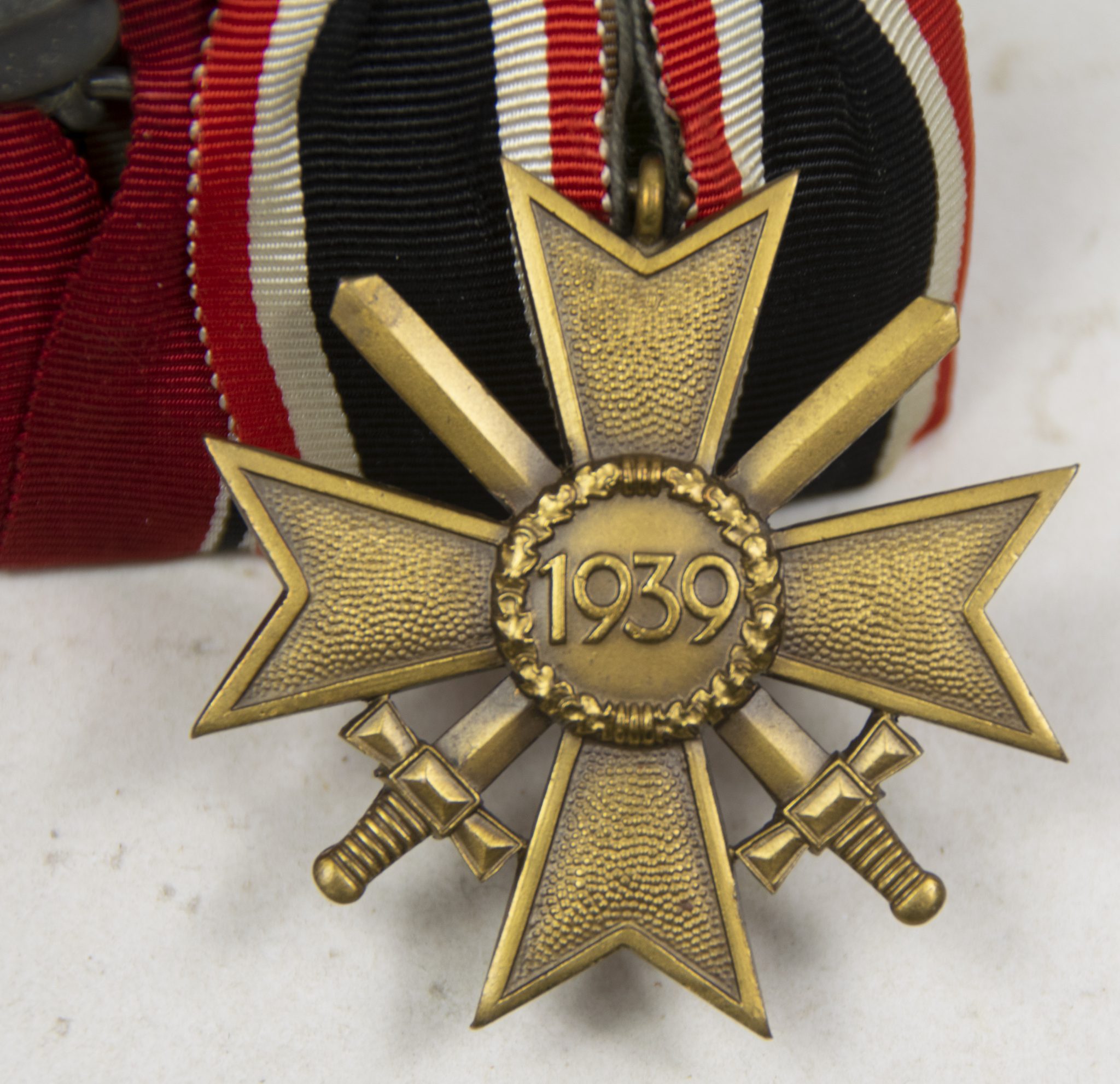 German WWII medalbar with KVK2, Ostmedaille, Heer Dienstauszeichnung, Sudeten Annexation medal (MM "Prager Str. Neben 58") - Image 10
