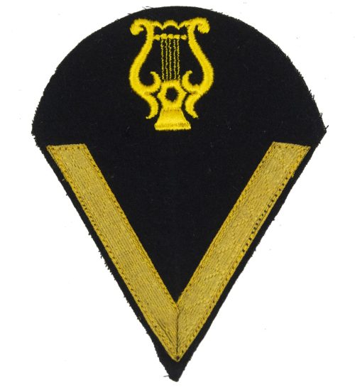 Kriegsmarine (KM) Combined Artillerie Gefreiter chevron