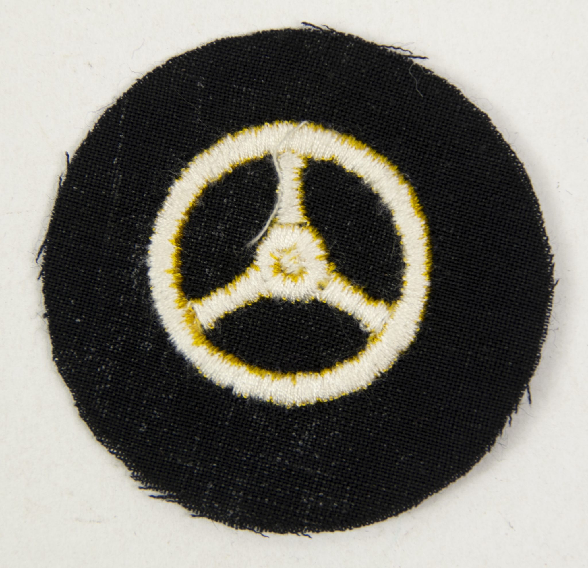 Kriegsmarine (KM) Kraftfahrer der Marine insignia (2) Kriegsmarine (KM) Kraftfahrer der Marine insignia