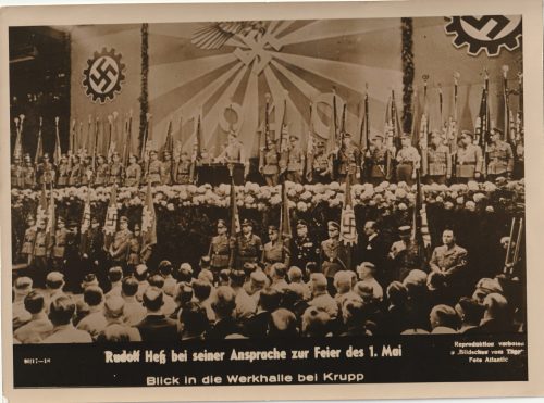 (Pressphoto) Rudolf Hess bei seiner Ansprache zur Feier des 1. Mai (24x18cm)