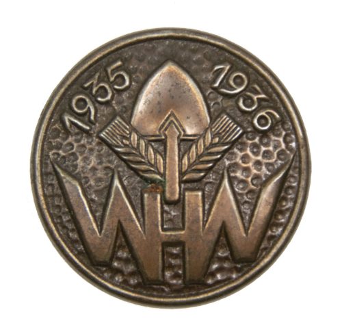 Reichsarbeitsdienst (RAD) Winterhilfswerk WHW 1935-1936 abzeichen