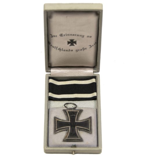 WWI Iron Cross second Class (EK2) + rare case (Cross MM M and case maker marked Ges Gesch)