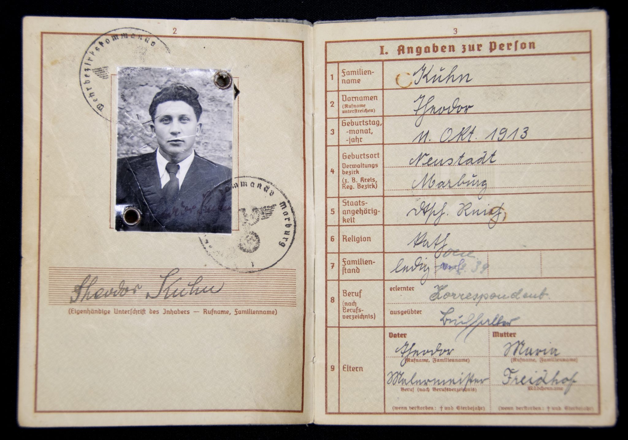 Wehrpass 4./E. (M.G.) Kp. 116 (1939) with EK2 + VWA Black - Image 7