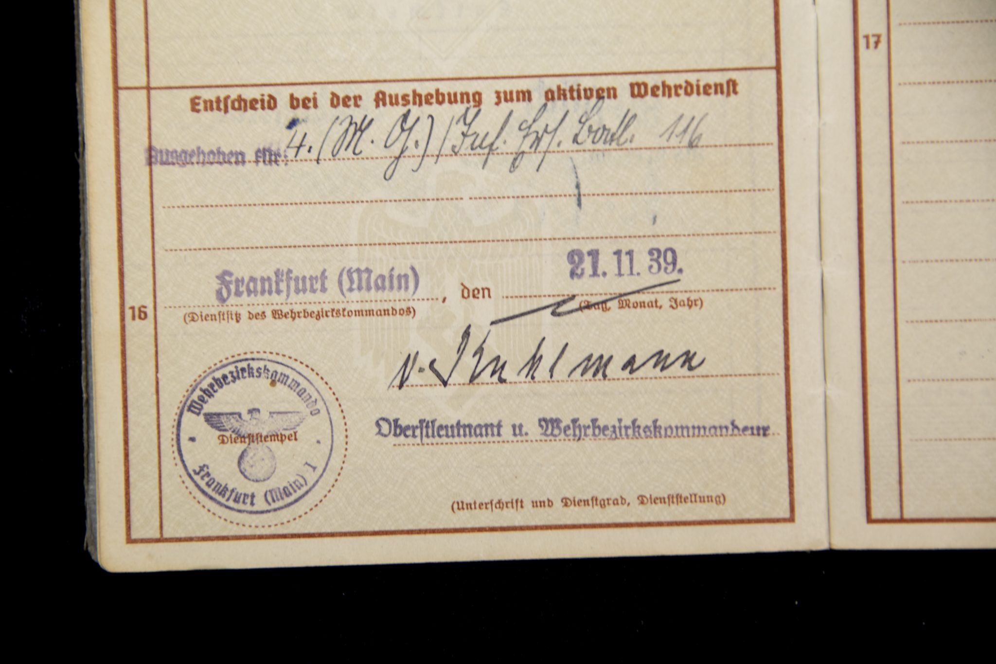 Wehrpass 4./E. (M.G.) Kp. 116 (1939) with EK2 + VWA Black - Image 11