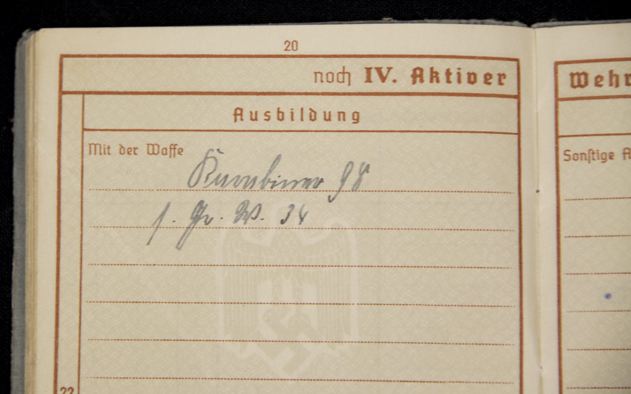 Wehrpass 4./E. (M.G.) Kp. 116 (1939) with EK2 + VWA Black - Image 17