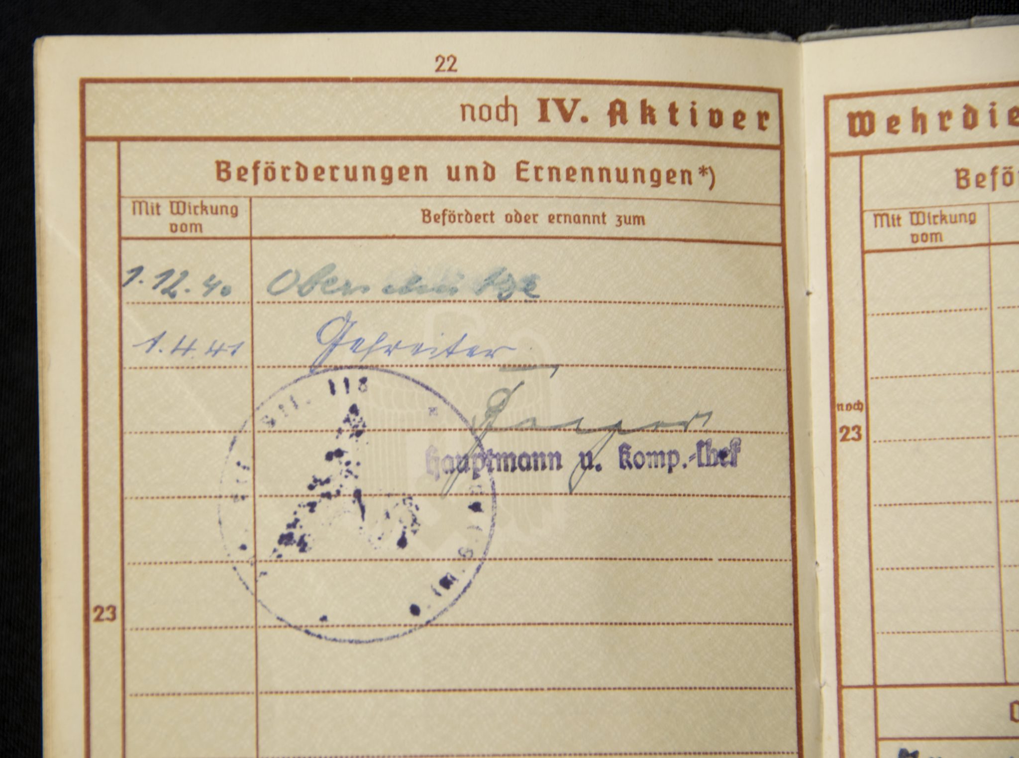 Wehrpass 4./E. (M.G.) Kp. 116 (1939) with EK2 + VWA Black - Image 18