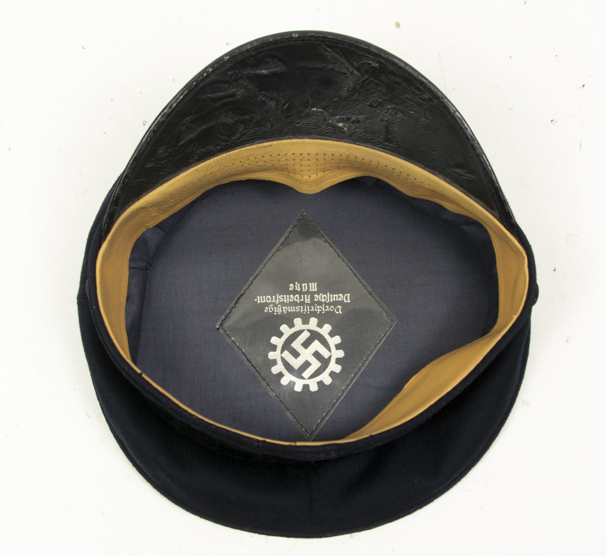 Deutsche Arbeitsfront (DAF) complete suit with jacket + trousers + visorcap + waistcoat + shirt + medals + badges - Image 14