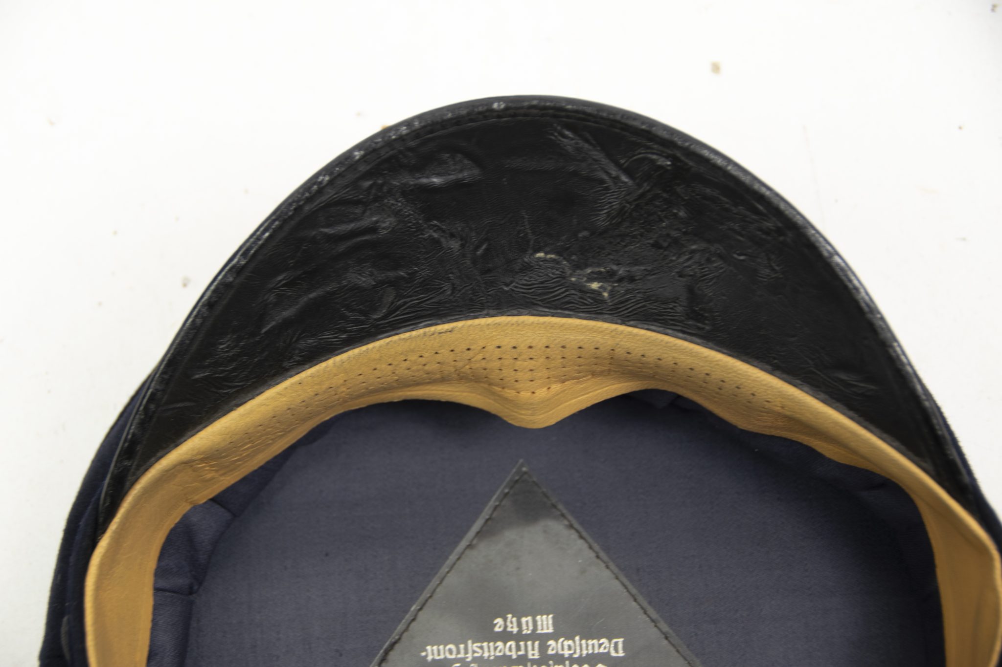 Deutsche Arbeitsfront (DAF) complete suit with jacket + trousers + visorcap + waistcoat + shirt + medals + badges - Image 15