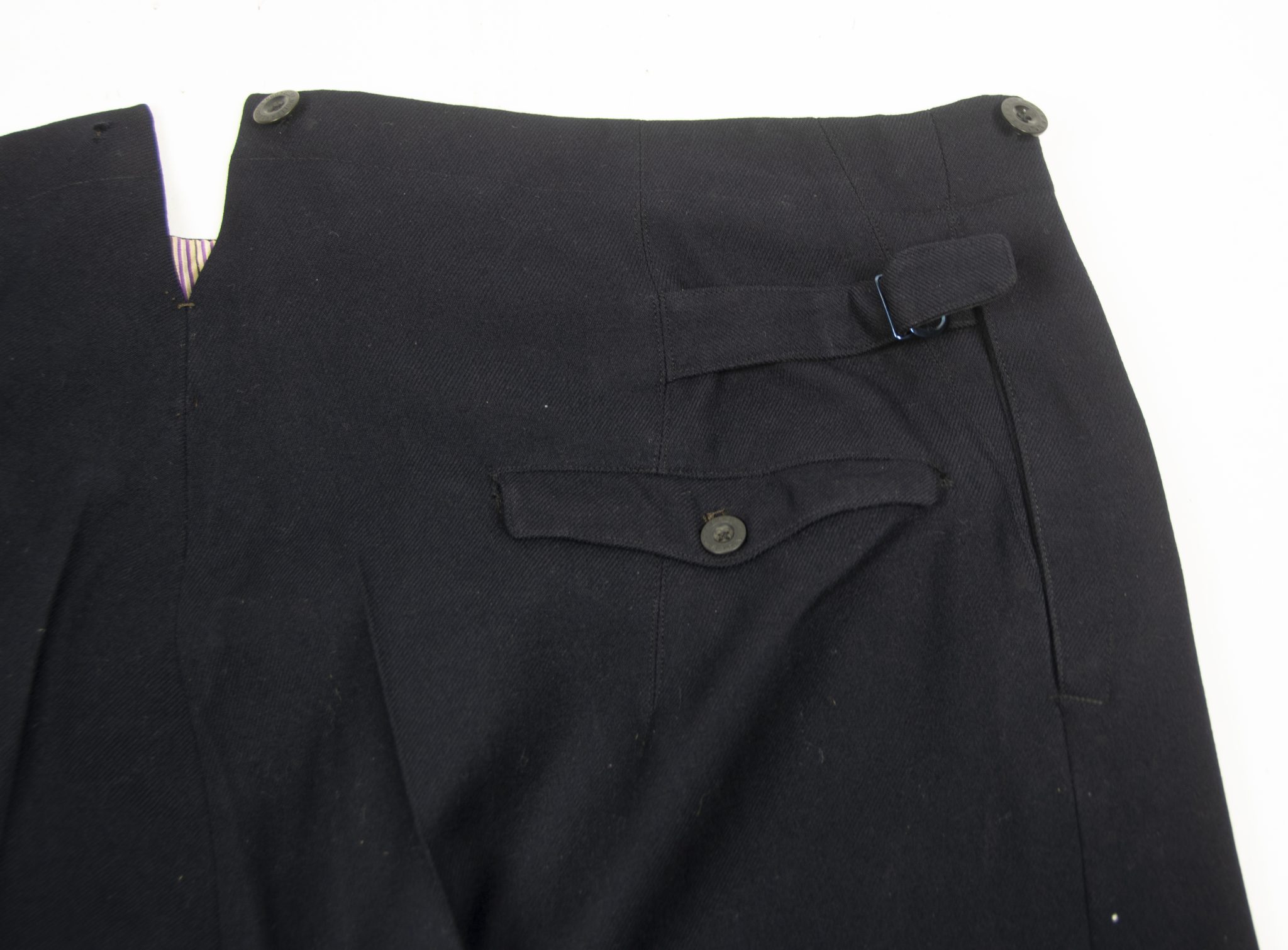 Deutsche Arbeitsfront (DAF) complete suit with jacket + trousers + visorcap + waistcoat + shirt + medals + badges - Image 25